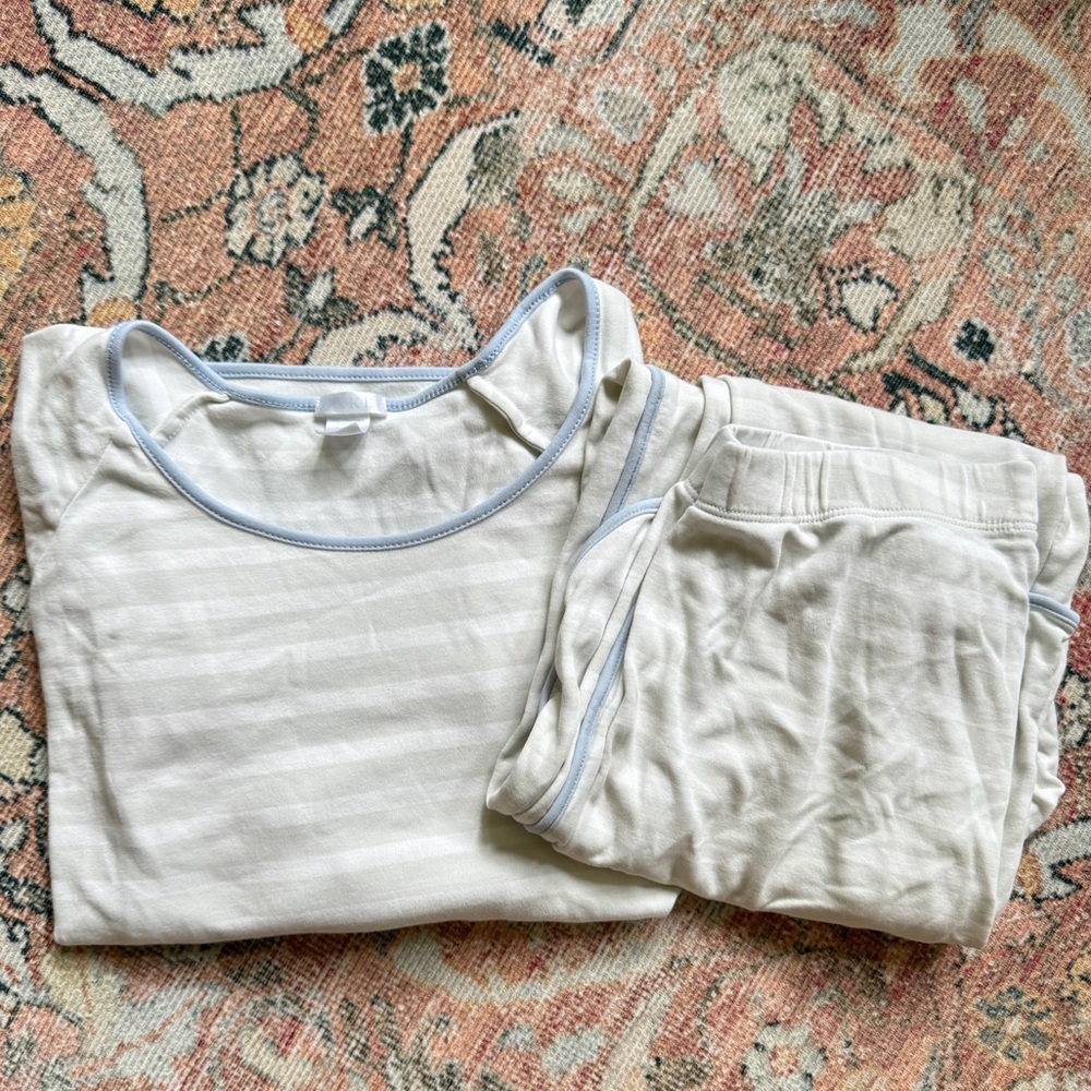 Lake Pajamas Small Long Long Set